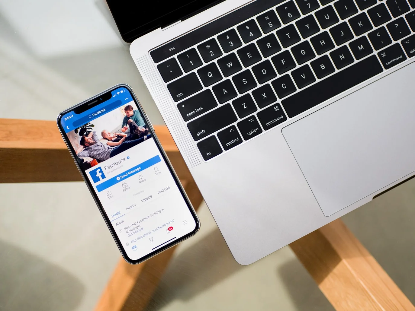 How to Jump to a Year on Facebook: Mobile and Desktop