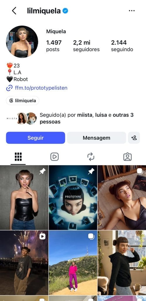Influenciadora Virtual