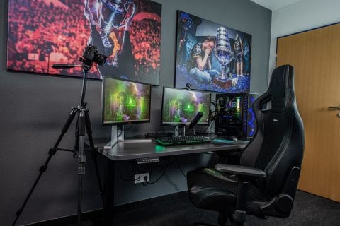 How to add StreamElements commands on Twitch