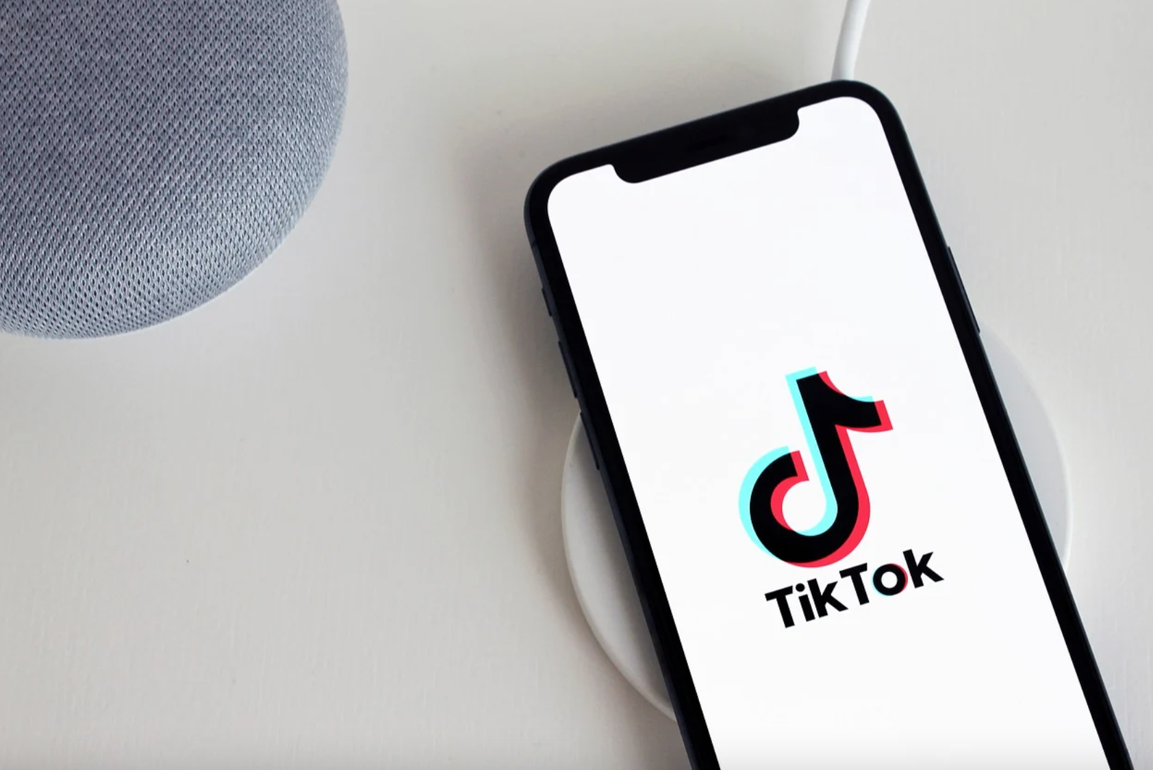 Apple now has an official verified TikTok account