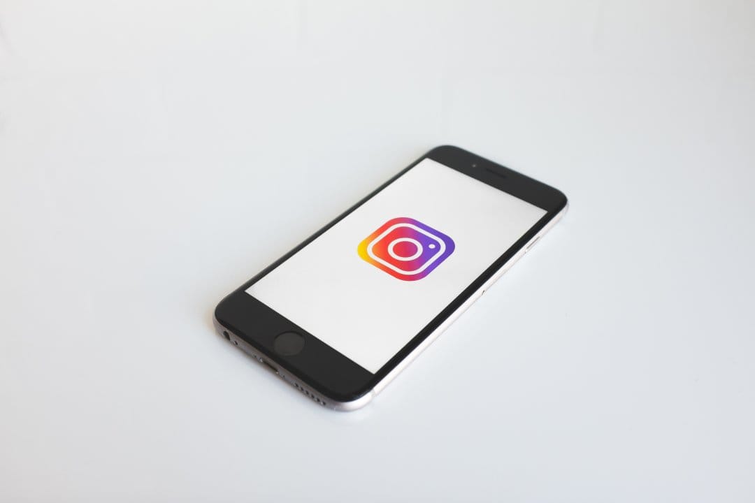 CONTACTAR CON INSTAGRAM visual data 5